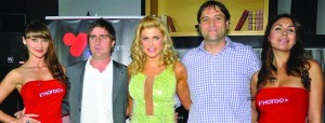 Federico Carbonell, gerente de ventas de Playboy TV Latin America & Iberia, Wilma González y Javier Villanueva, gerente de contenidos y desarrollo de televisión de VTR